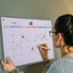 planner pizarra reversible mensual y semanal con marco de madera